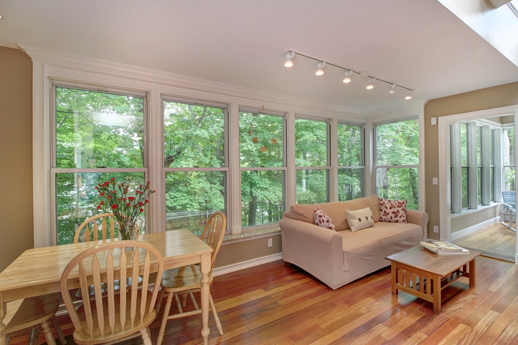 62 Roundwood Road Newton, MA 02464 - Photo 7 of 27 Gallery Image 7