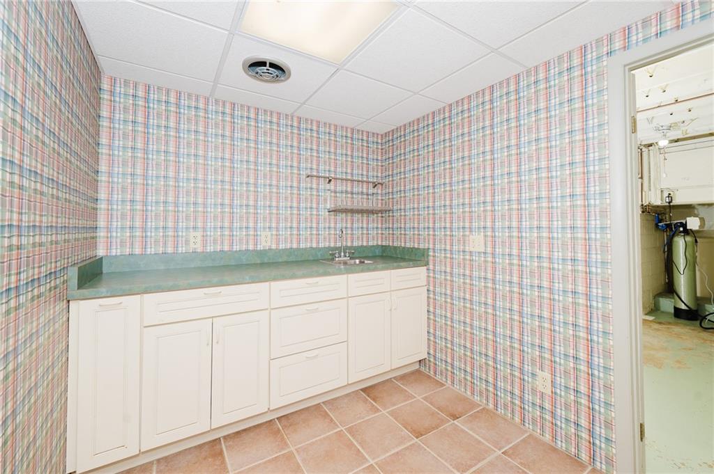 2220 Warren Road Indiana, PA 15701 - Photo 31 of 49 Gallery Image 31