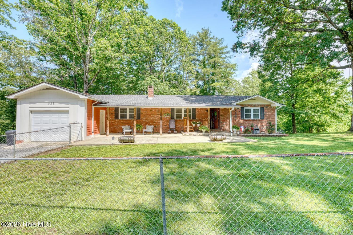 383 Sunrise Street Murphy, NC 28906 - Photo 3 of 59 003-046-DSC02667-1500x1000