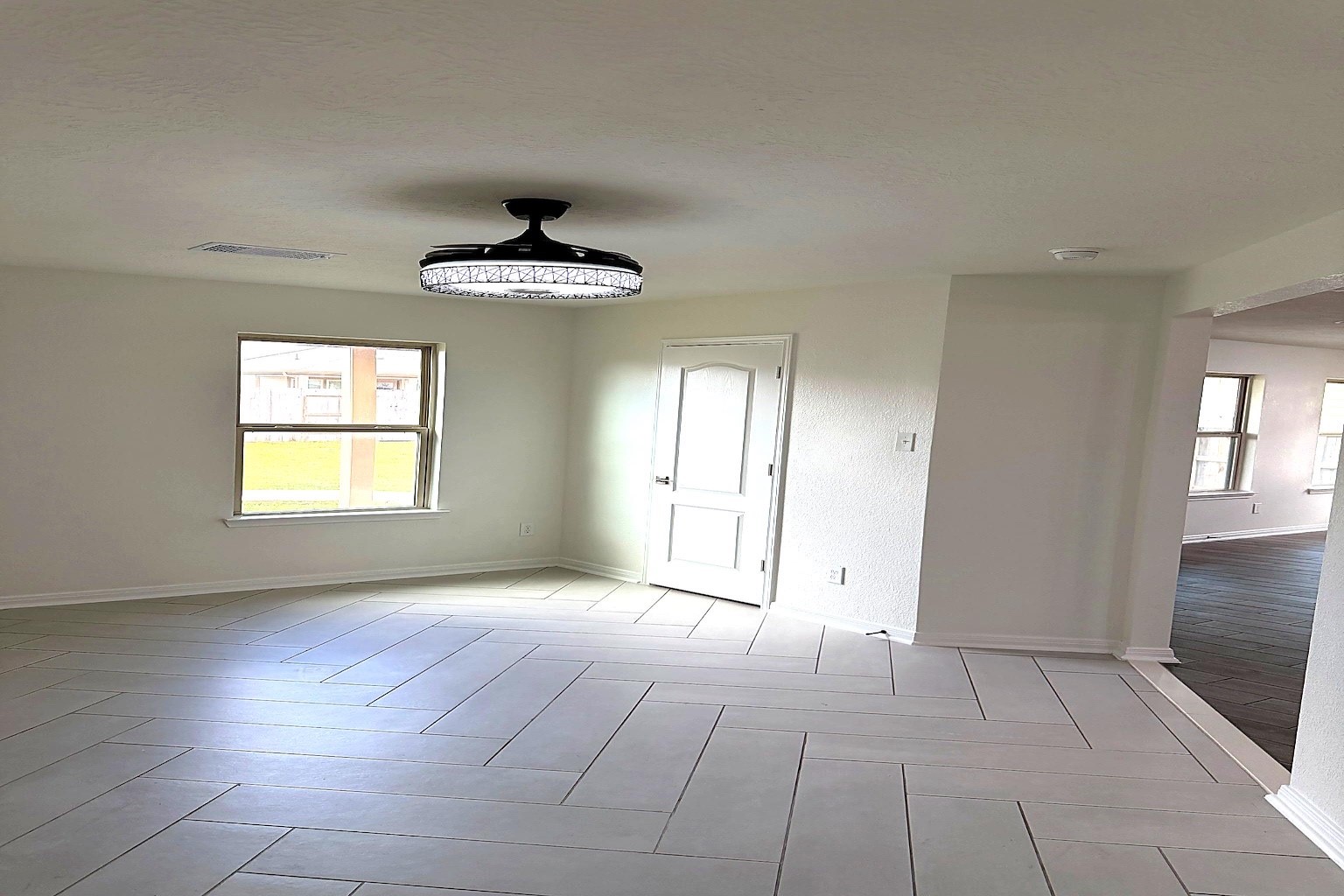 20818 Filbert Lane Katy, TX 77449 - Photo 8 of 19 Formal dining room, spacious, tile flooring.