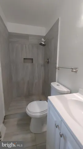 $339,900 | 7010 Evergreen Drive, Waldorf, MD 20601