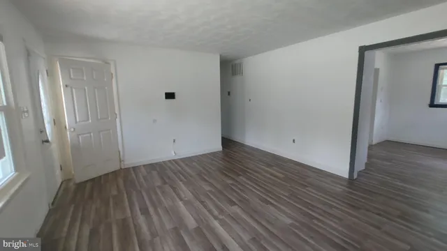 $339,900 | 7010 Evergreen Drive, Waldorf, MD 20601