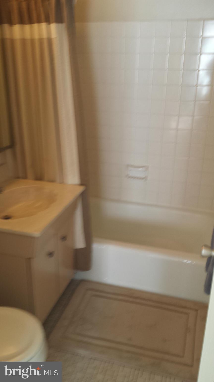 3232 Hewitt Avenue, Unit 23A Silver Spring, MD 20906 - Photo 6 of 19 Bath (Master)
