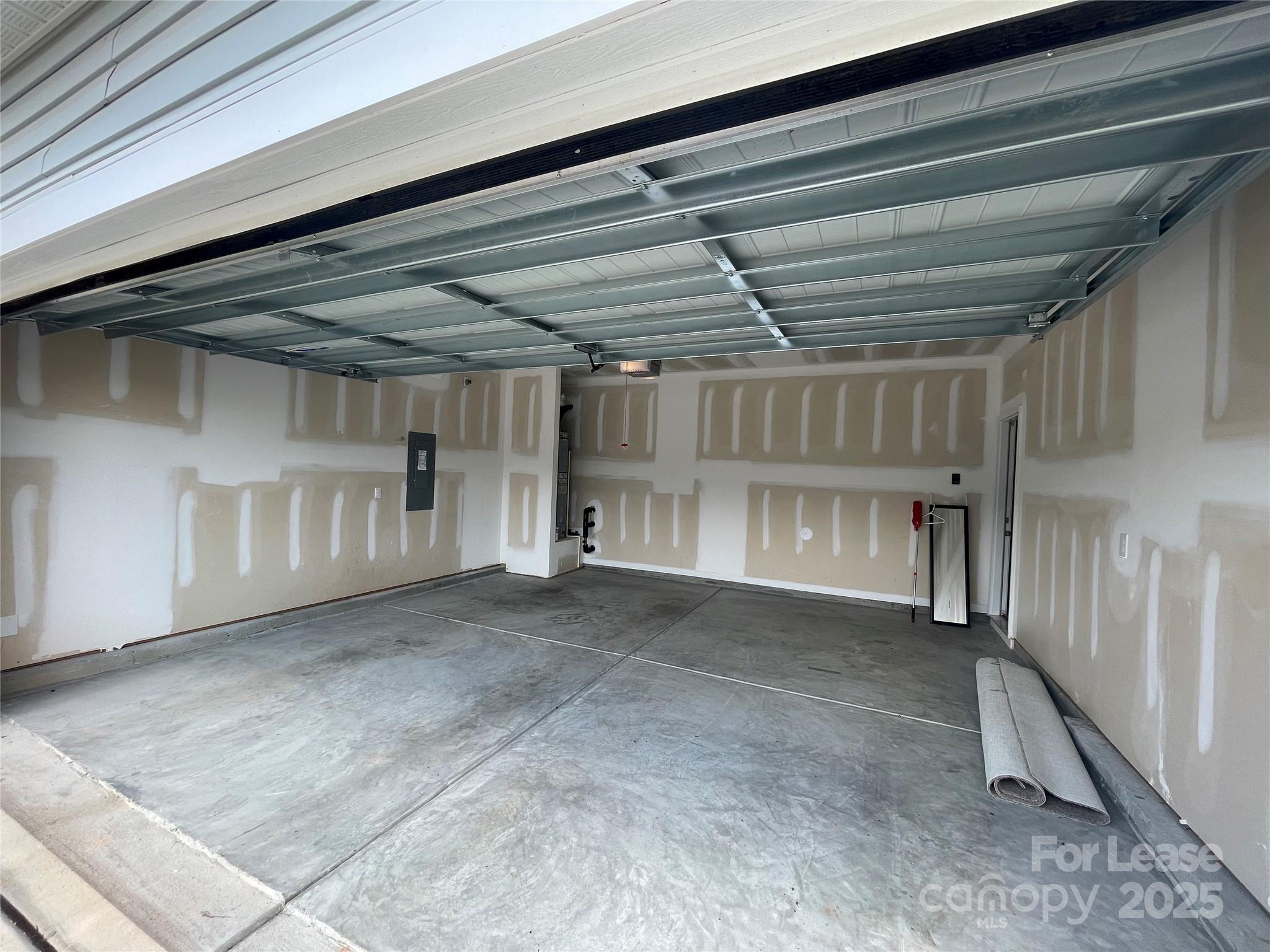 7047 Thornrose Drive Charlotte, NC 28210 - Photo 6 of 18