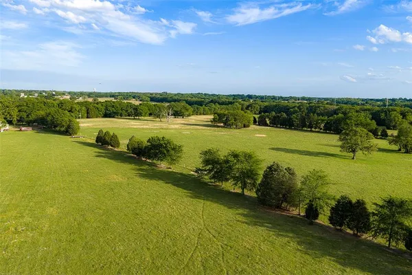 $1,539,500 | 419 Highway 175, Eustace, TX 75124