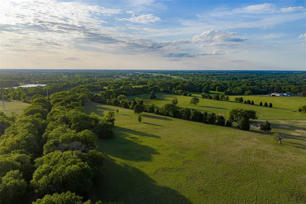 $1,539,500 | 419 Highway 175, Eustace, TX 75124