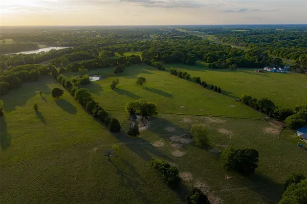 $1,539,500 | 419 Highway 175, Eustace, TX 75124