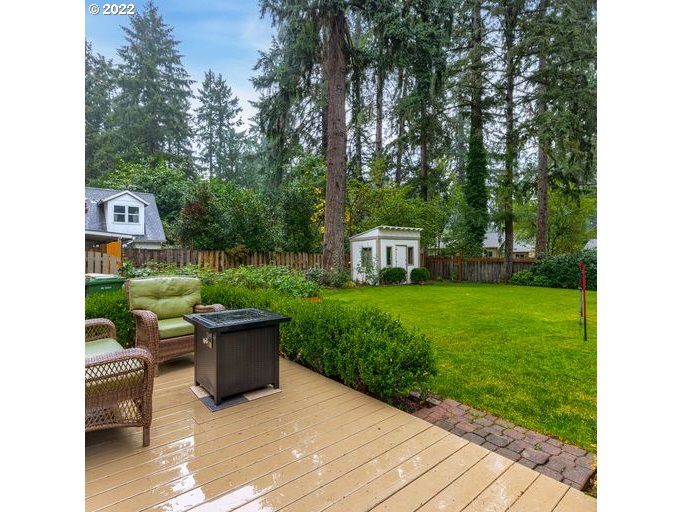 16678 Southwest Inverurie Road Lake Oswego, OR 97035 - Photo 20 of 26 Gallery Image 20