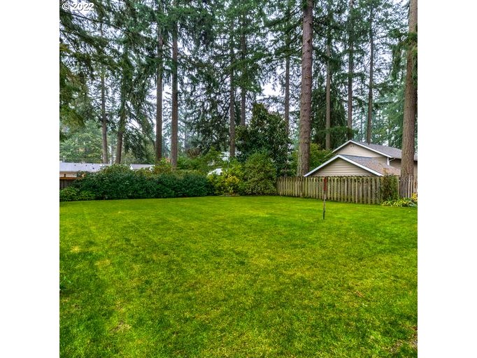 16678 Southwest Inverurie Road Lake Oswego, OR 97035 - Photo 26 of 26 Gallery Image 26