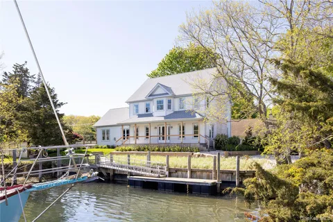 $2,150,000 | 980 Manhanset Avenue, Greenport, NY 11944