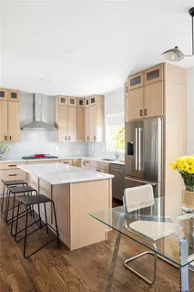 $2,150,000 | 980 Manhanset Avenue, Greenport, NY 11944