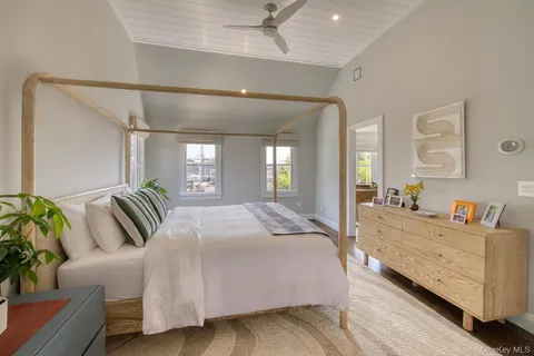 $2,350,000 | 980 Manhanset Avenue, Greenport, NY 11944