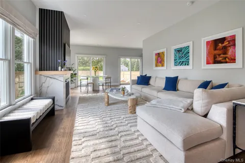 $2,350,000 | 980 Manhanset Avenue, Greenport, NY 11944