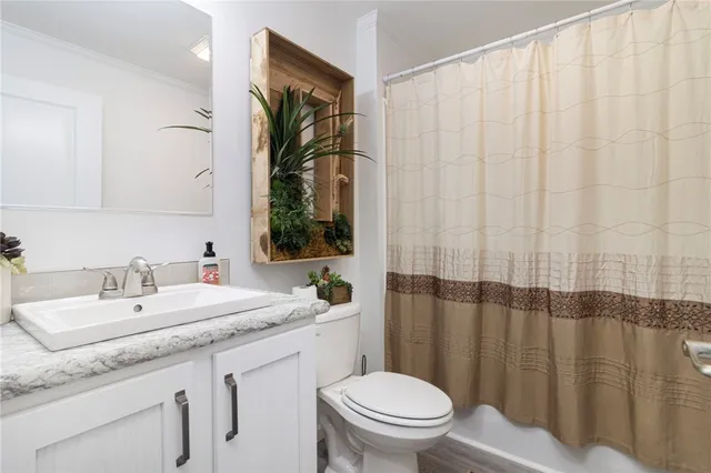 $290,000 | 22 Valiant Drive, Coventry, RI 02816