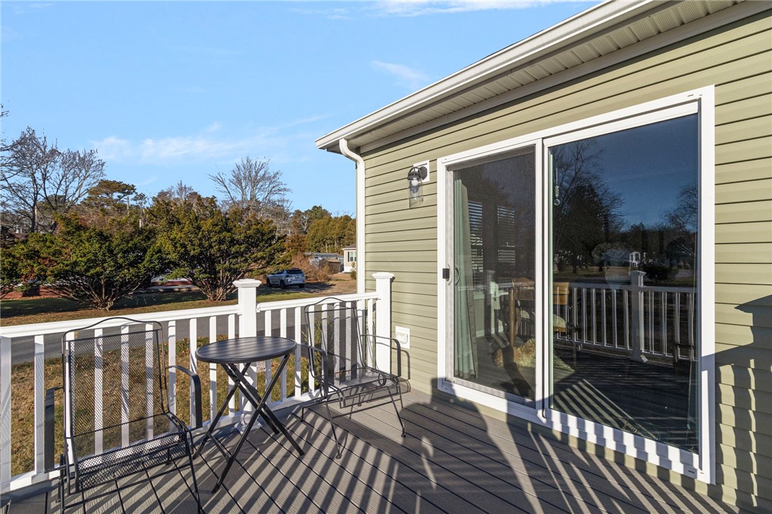22 Valiant Drive Coventry, RI 02816 - Photo 27 of 33
