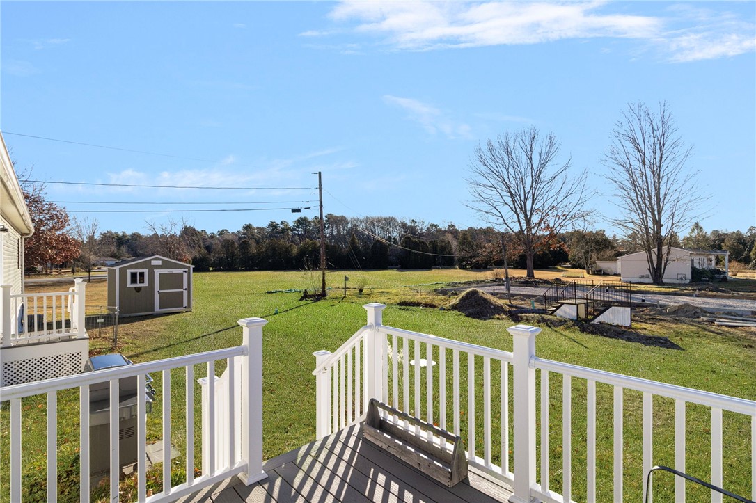 22 Valiant Drive Coventry, RI 02816 - Photo 29 of 33