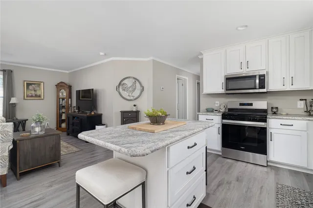 $290,000 | 22 Valiant Drive, Coventry, RI 02816