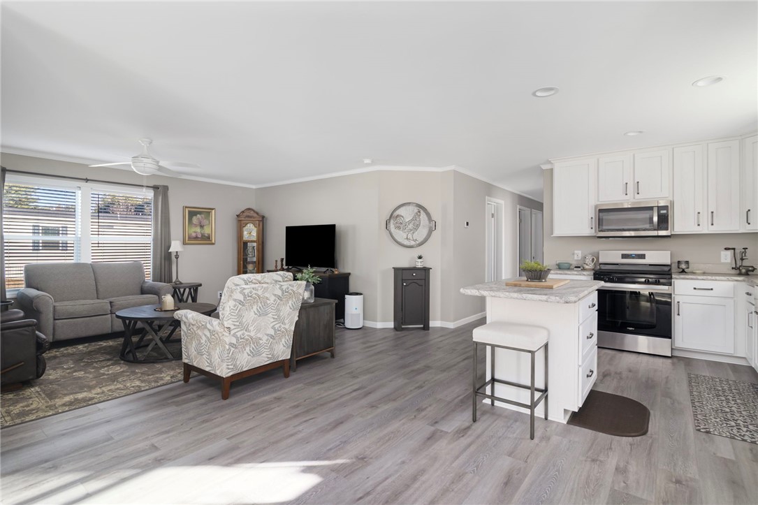 22 Valiant Drive Coventry, RI 02816 - Photo 10 of 33