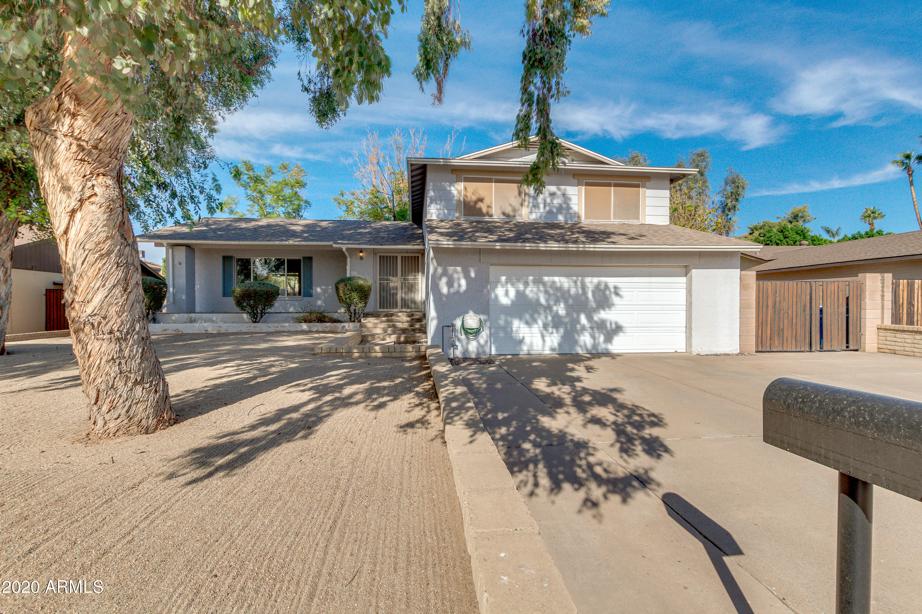 2448 West Hearn Road Phoenix, AZ 85023 - Photo 1 of 39 01-Hearn