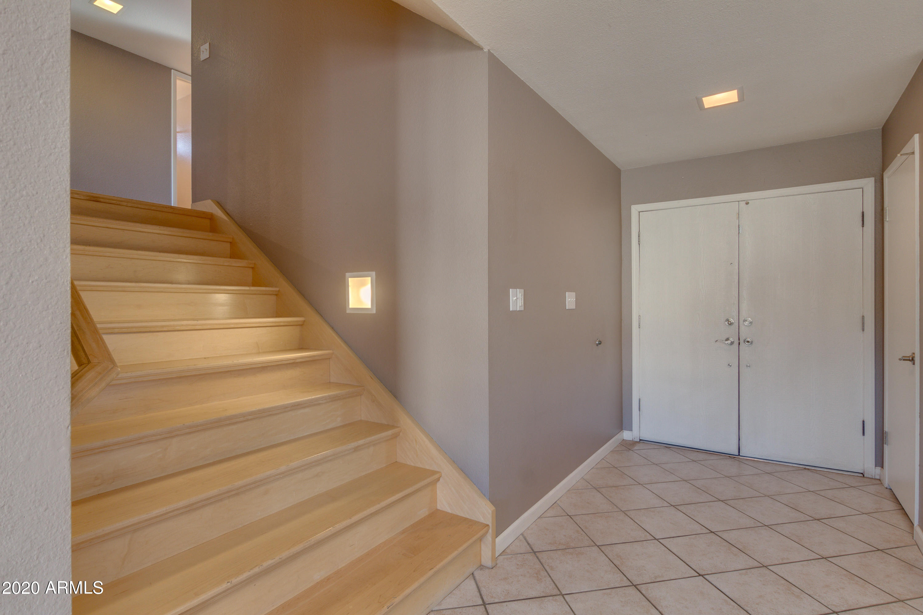 2448 West Hearn Road Phoenix, AZ 85023 - Photo 19 of 39 Stairs