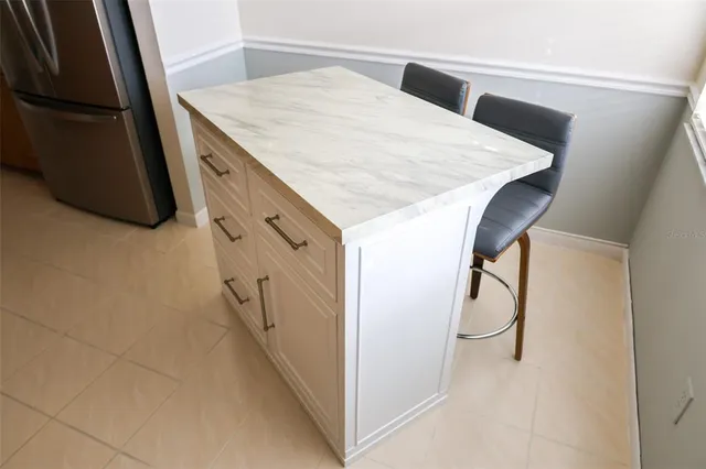 $2,100 | 1695 Hamilton Court, Dunedin, FL 34698