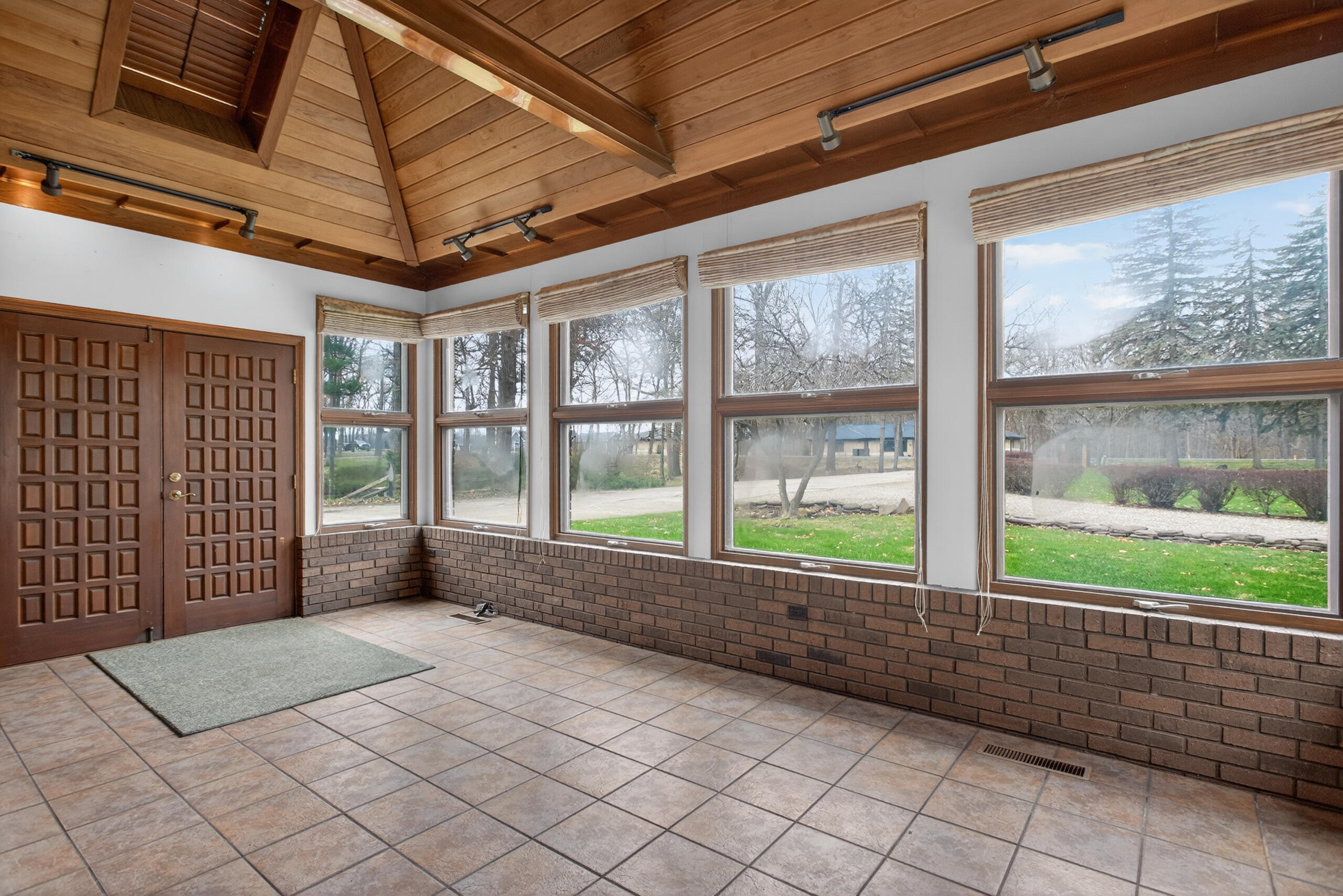 6284 Stofer Road Chelsea, MI 48118 - Photo 37 of 104 036_0N0A8180