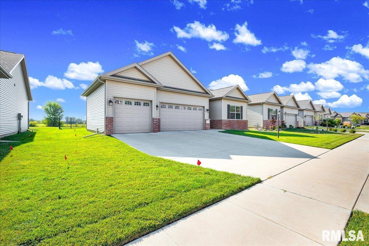 11119 North Tuscany Ridge Court Dunlap, IL 61525 - Photo 3 of 55 Gallery Image 3