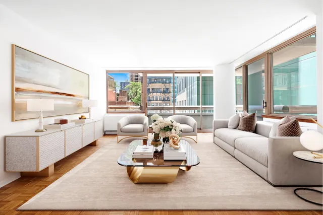 $950,000 | 235 East 40th Street, Unit 2C | Murray Hill