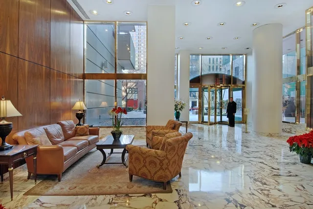 $950,000 | 235 East 40th Street, Unit 2C | Murray Hill