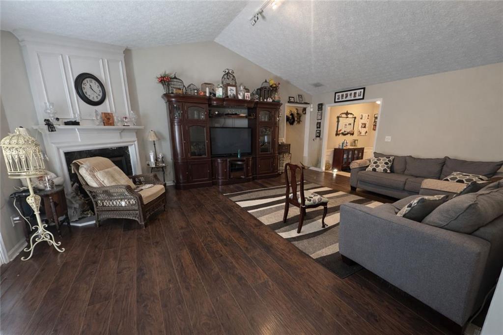 3957 Wintersweet Drive Decatur, GA 30034 - Photo 4 of 14