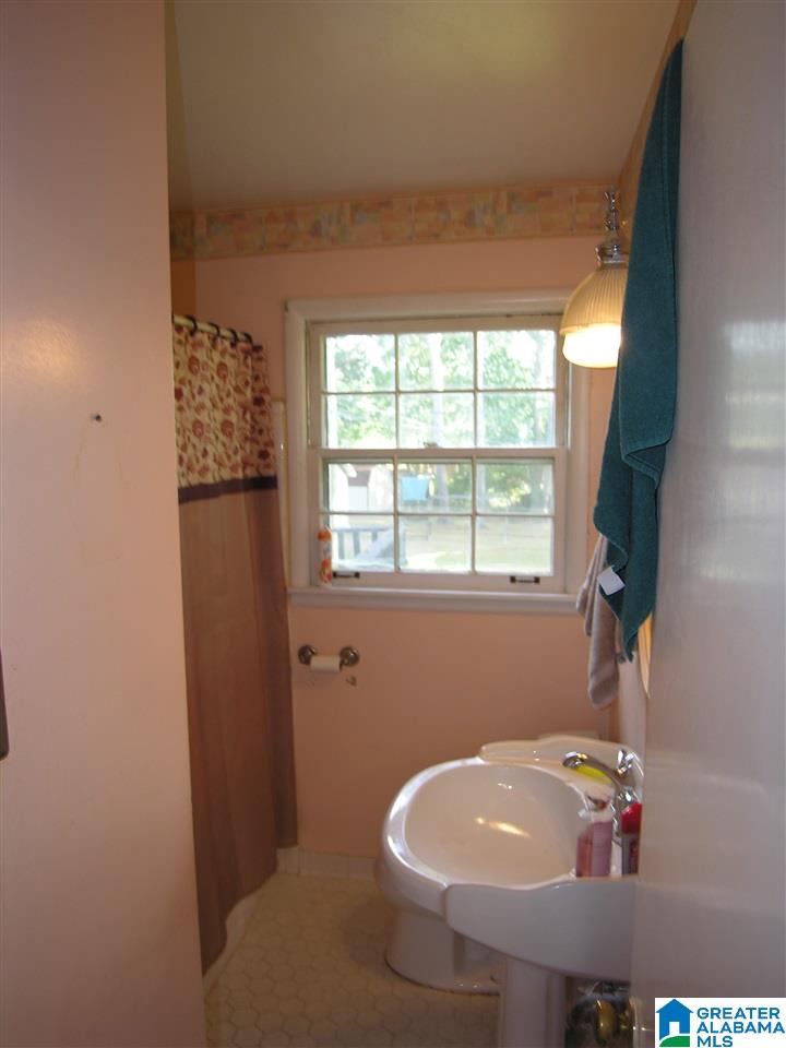 125 Oxmoor Road Homewood, AL 35209 - Photo 10 of 23