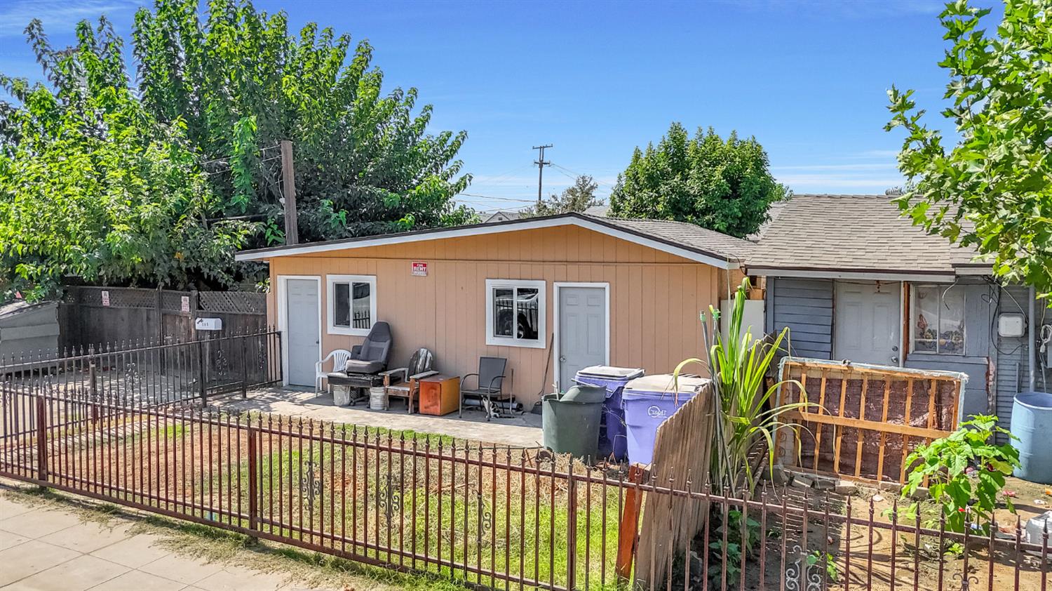 255 J Street Parlier, CA 93648 - Photo 13 of 19