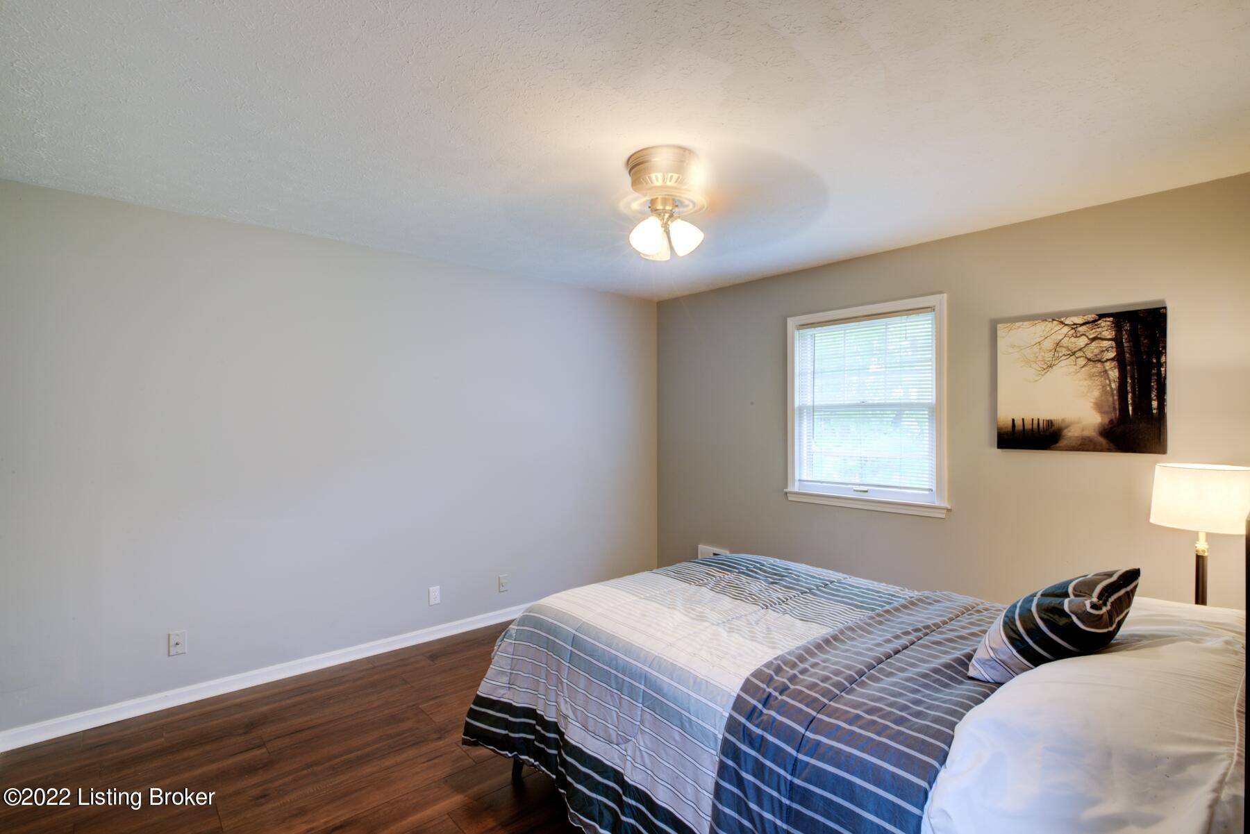 2922 Winterhaven Road Louisville, KY 40220 - Photo 20 of 36 GSP-2922_Winterhaven_Rd-20