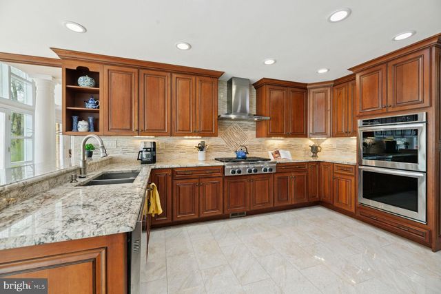 $2,535,000 | 9320 Old Mansion Road, Alexandria, VA 22309