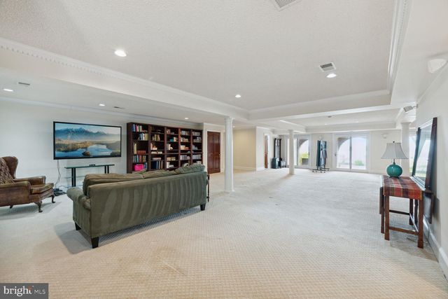 $2,535,000 | 9320 Old Mansion Road, Alexandria, VA 22309