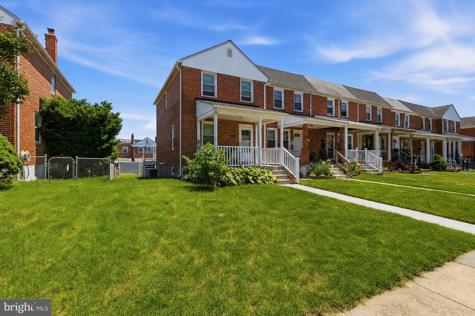 1627 Manor Road Baltimore, MD 21222 - Photo 3 of 24