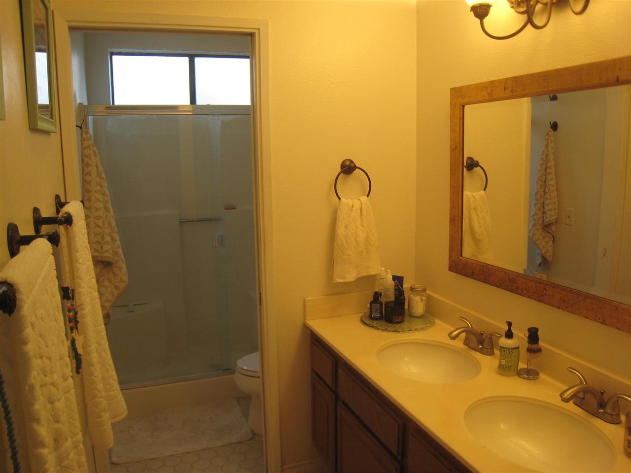 1292 Longfellow Road Vista, CA 92081 - Photo 10 of 25 Double Sink