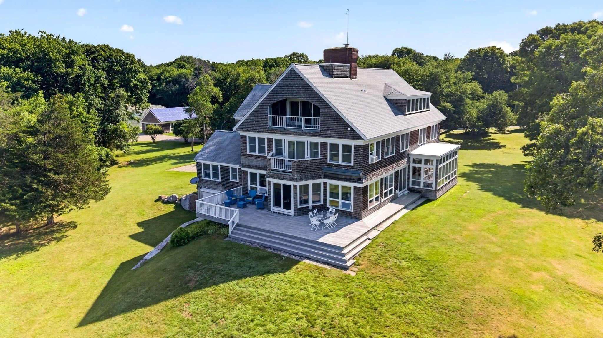 1069 Horseneck Road Westport, MA 02790 - Photo 1 of 34 Gallery Image 1