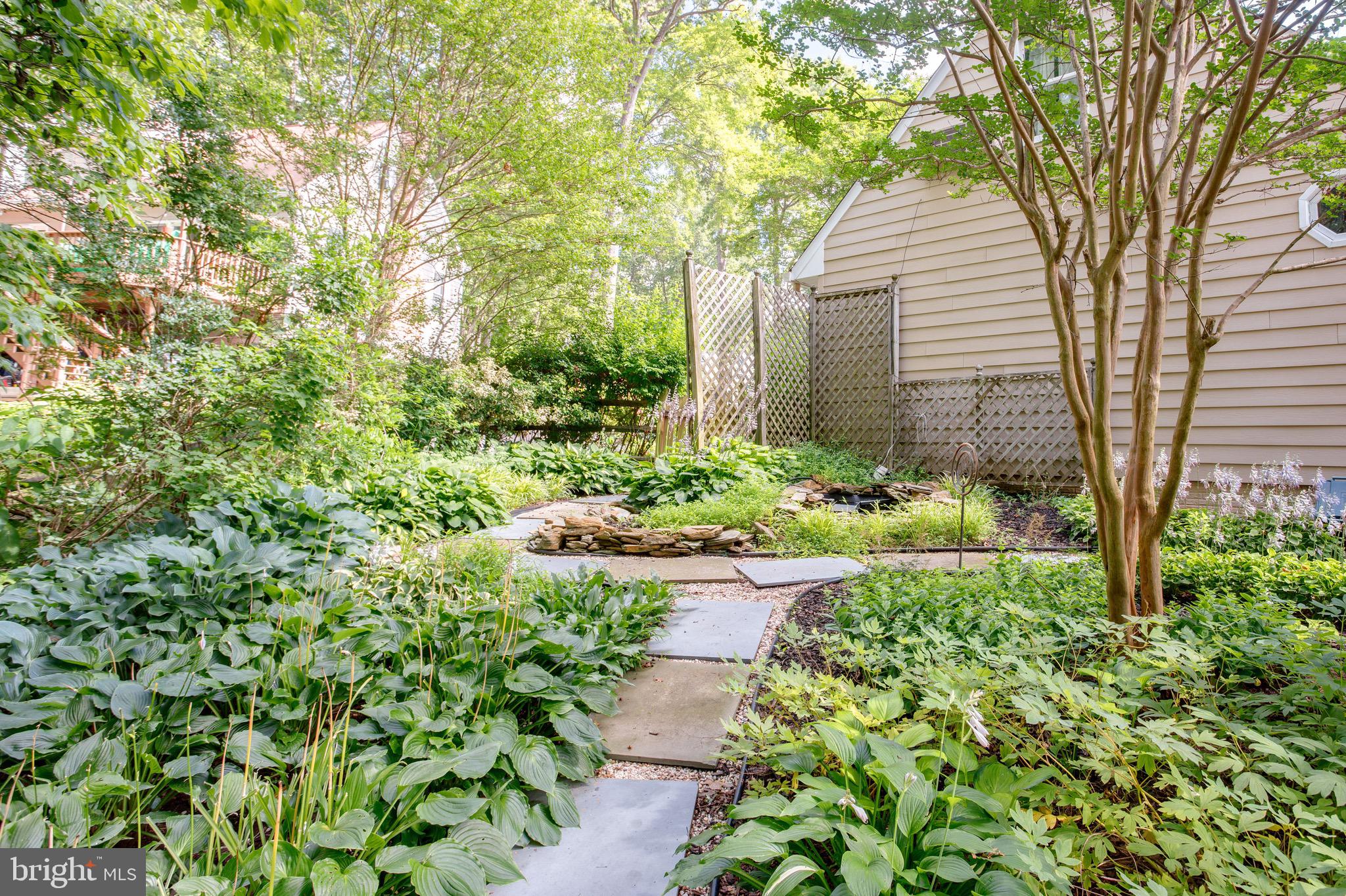 1960 Barton Hill Road Reston, VA 20191 - Photo 19 of 92 Very Private Backyard, Backs to Green Space
