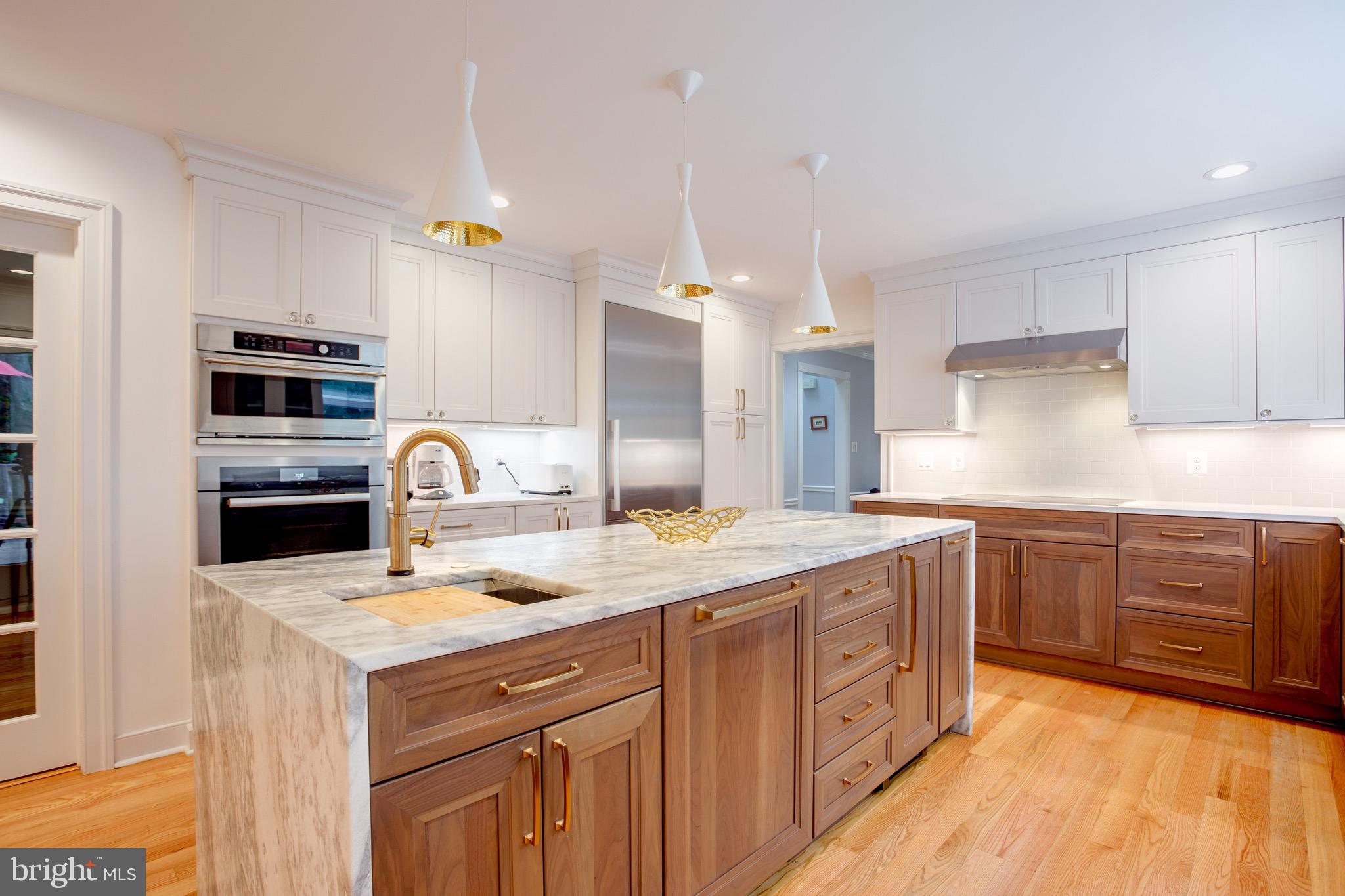 1960 Barton Hill Road Reston, VA 20191 - Photo 30 of 92 2 Dishwashers, 2 Sinks, 2 Disposals