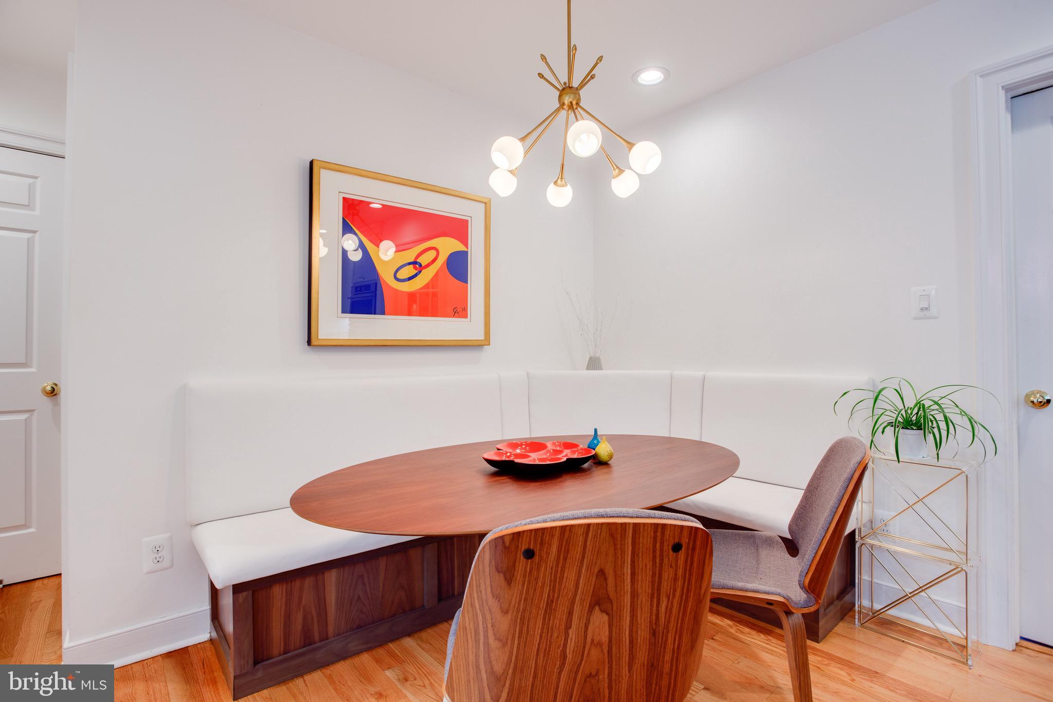 1960 Barton Hill Road Reston, VA 20191 - Photo 33 of 92 Built-In Nook for Casual Eating