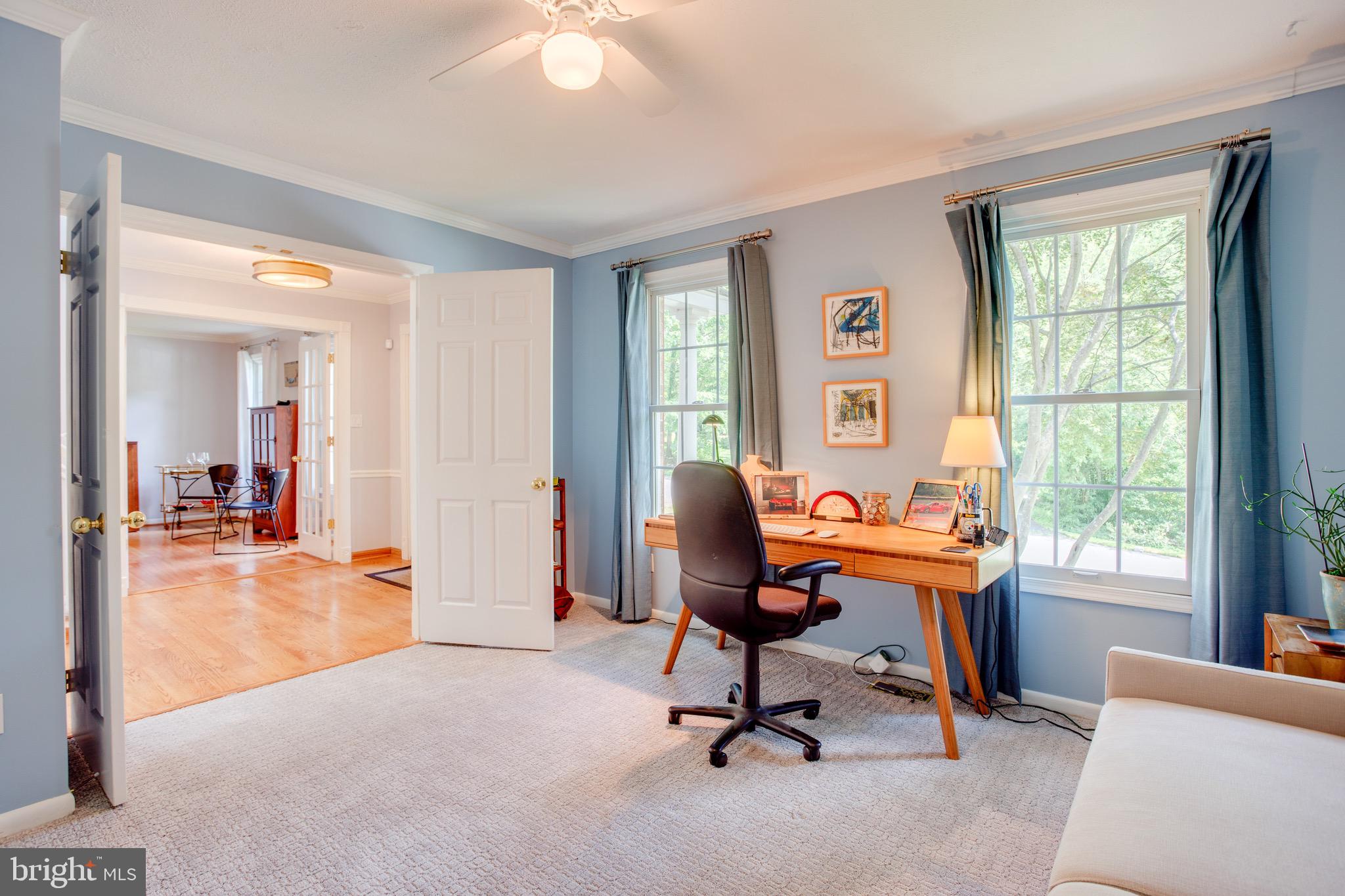 1960 Barton Hill Road Reston, VA 20191 - Photo 42 of 92 Main Floor Bedroom w/ Attached Full Bath
