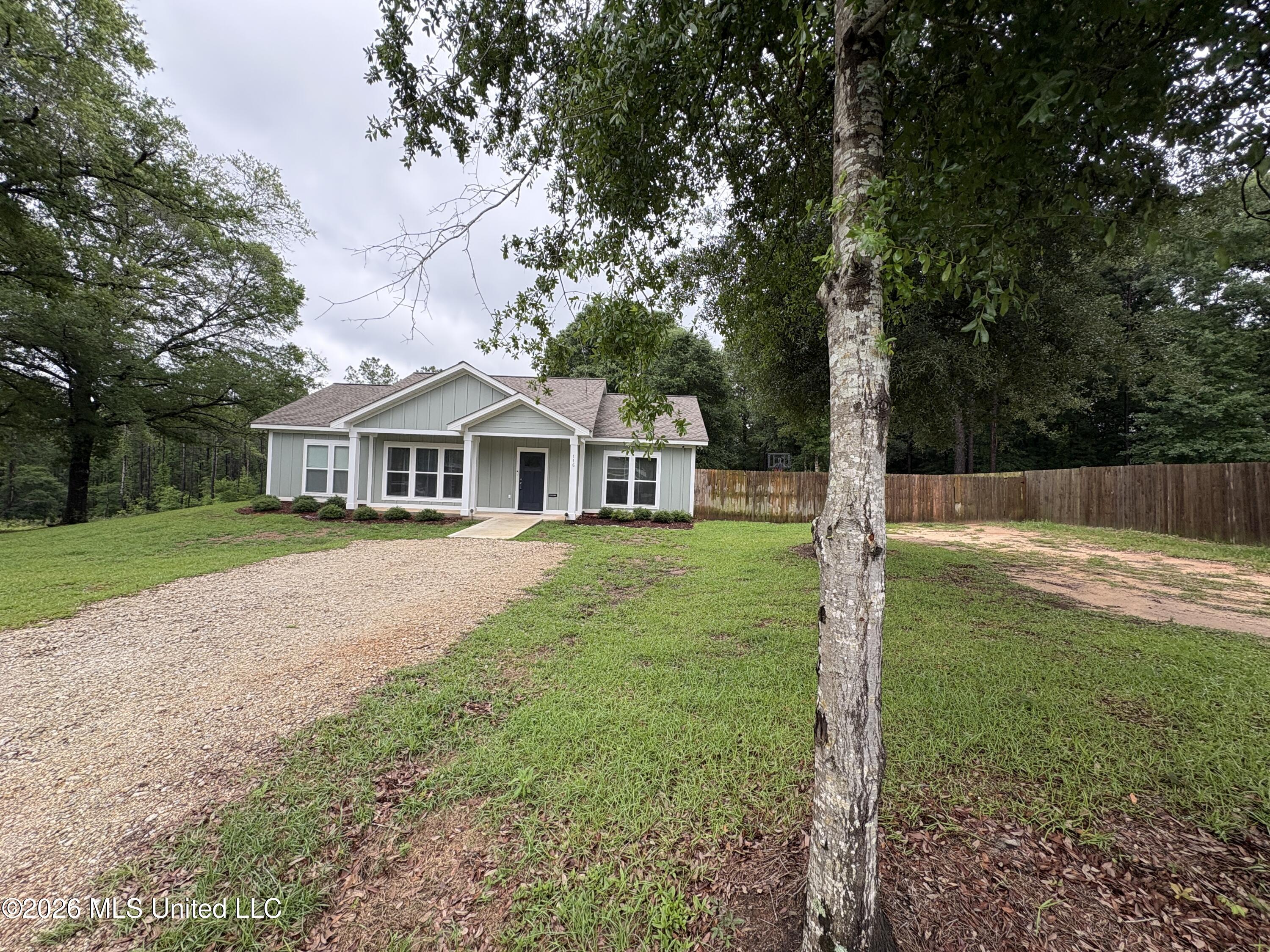 116 J.W. Holland Road Lucedale, MS 39452 - Photo 3 of 23 IMG_4279