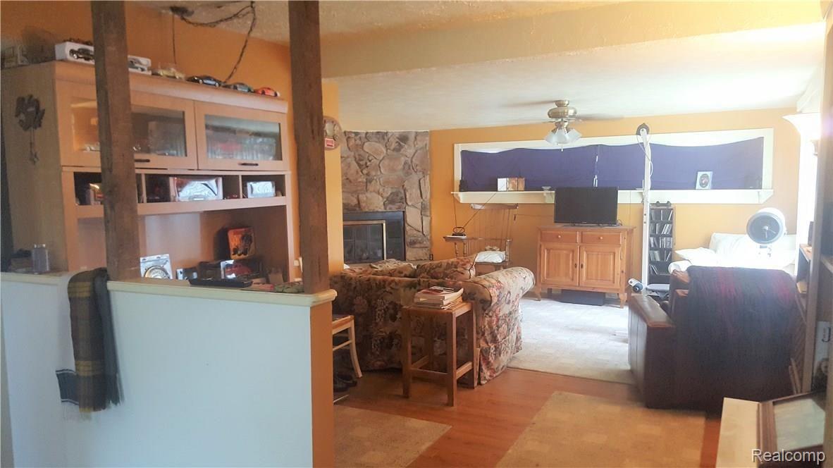 6947 Coon Hill Road Munith, MI 49259 - Photo 6 of 14 20180724_162546.jpg
