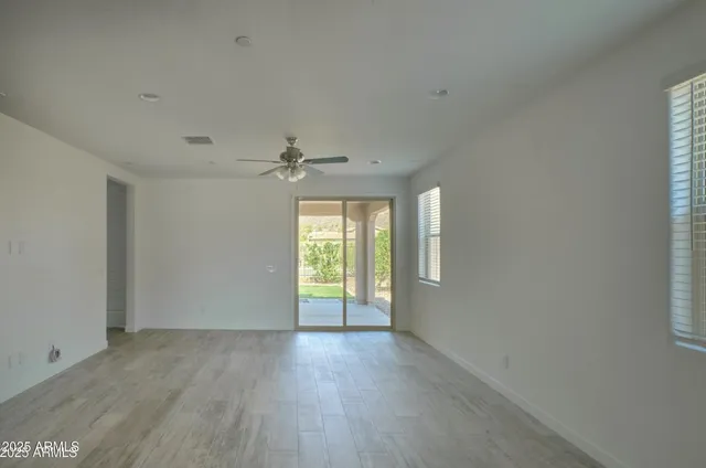 $2,400 | 12542 West Cassia Trail, Peoria, AZ 85383