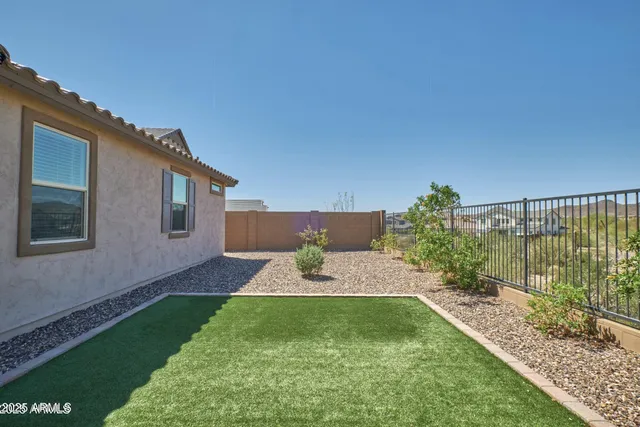 $2,400 | 12542 West Cassia Trail, Peoria, AZ 85383