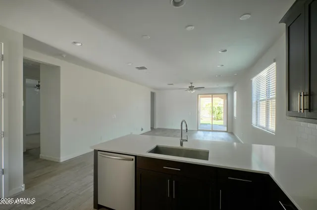 $2,400 | 12542 West Cassia Trail, Peoria, AZ 85383