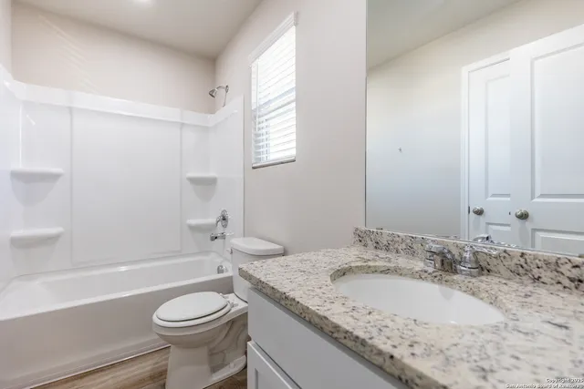 $1,300 | 6734 Summer Fest Drive, Unit 111, San Antonio, TX 78244