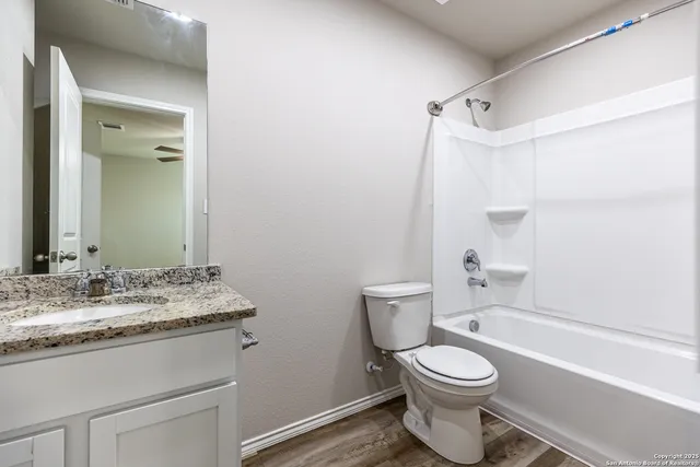 $1,300 | 6734 Summer Fest Drive, Unit 111, San Antonio, TX 78244