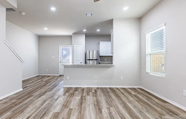 $1,300 | 6734 Summer Fest Drive, Unit 111, San Antonio, TX 78244